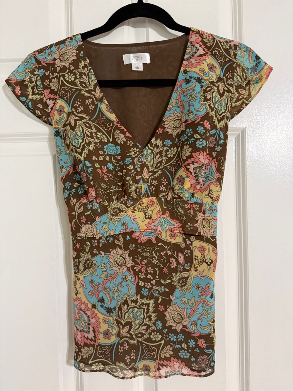LOFT Brown Paisley V-Neck Cap Sleeve Tunic with Pink and Blue Accents